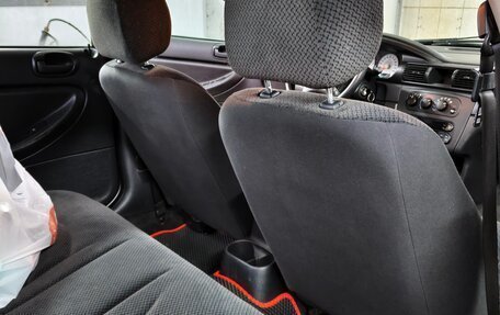 Dodge Stratus II, 2003 год, 450 000 рублей, 18 фотография