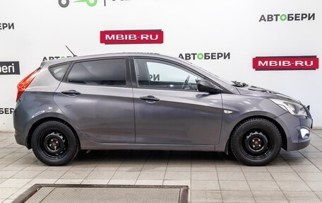 Hyundai Solaris II рестайлинг, 2015 год, 680 000 рублей, 4 фотография