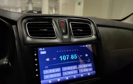 Renault Sandero II рестайлинг, 2017 год, 828 000 рублей, 14 фотография