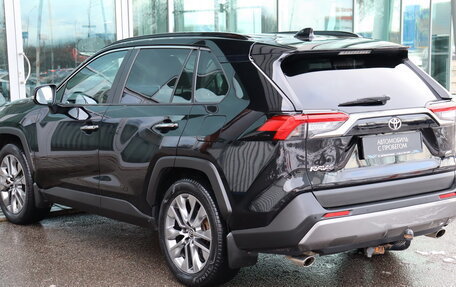 Toyota RAV4, 2020 год, 3 250 000 рублей, 7 фотография