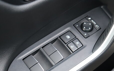 Toyota RAV4, 2020 год, 3 250 000 рублей, 19 фотография