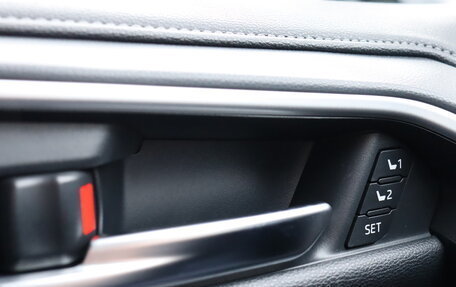 Toyota RAV4, 2020 год, 3 250 000 рублей, 21 фотография