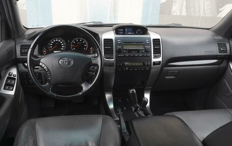 Toyota Land Cruiser Prado 120 рестайлинг, 2007 год, 1 990 000 рублей, 6 фотография