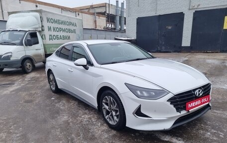 Hyundai Sonata VIII, 2020 год, 2 200 000 рублей, 2 фотография