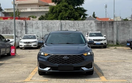 Ford Escort, 2022 год, 1 140 000 рублей, 2 фотография