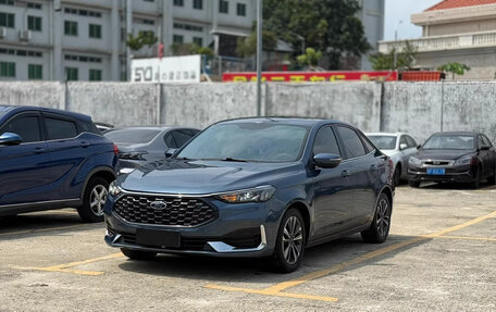 Ford Escort, 2022 год, 1 140 000 рублей, 3 фотография