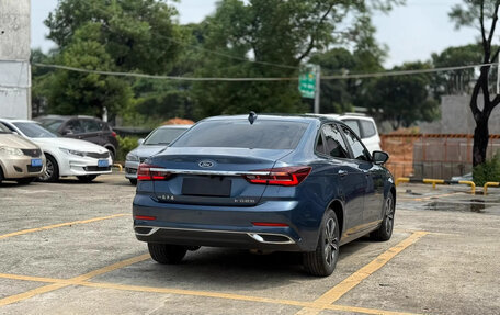 Ford Escort, 2022 год, 1 140 000 рублей, 8 фотография