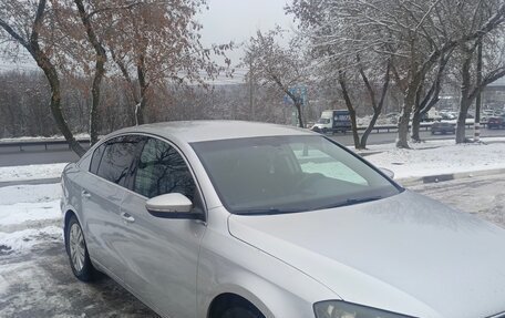 Volkswagen Passat B7, 2011 год, 800 000 рублей, 4 фотография