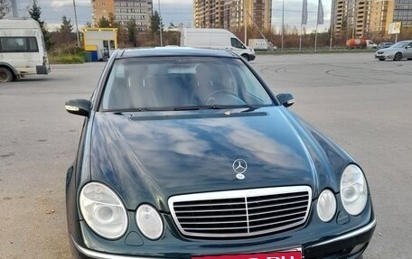 Mercedes-Benz E-Класс, 2004 год, 850 000 рублей, 2 фотография