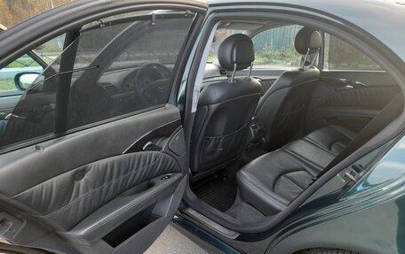 Mercedes-Benz E-Класс, 2004 год, 850 000 рублей, 8 фотография