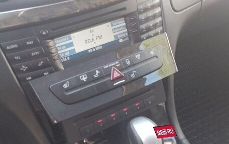 Mercedes-Benz E-Класс, 2004 год, 850 000 рублей, 12 фотография