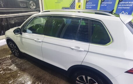 Volkswagen Tiguan II, 2020 год, 2 500 000 рублей, 8 фотография