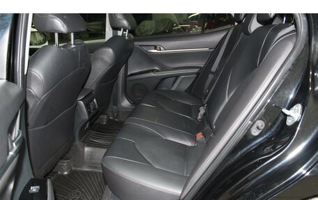 Toyota Camry, 2019 год, 2 588 000 рублей, 13 фотография