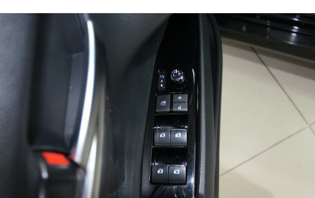 Toyota Camry, 2019 год, 2 588 000 рублей, 20 фотография