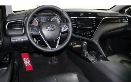 Toyota Camry, 2019 год, 2 588 000 рублей, 19 фотография