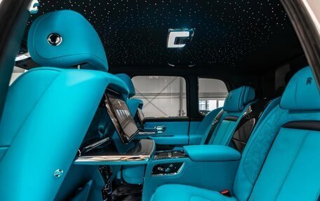 Rolls-Royce Cullinan, 2025 год, 49 590 040 рублей, 16 фотография