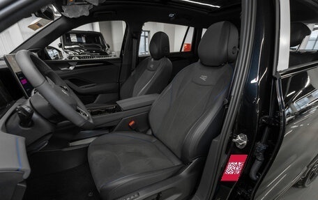 Volkswagen Tiguan, 2025 год, 5 300 000 рублей, 9 фотография