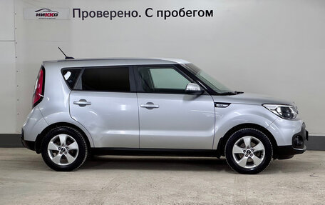KIA Soul II рестайлинг, 2018 год, 1 297 000 рублей, 3 фотография