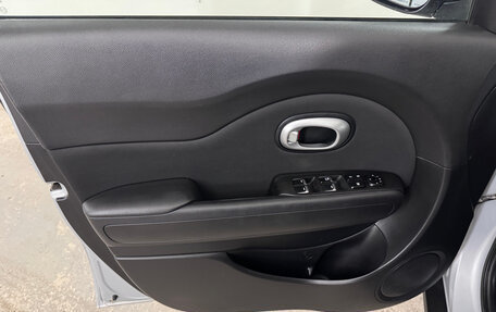 KIA Soul II рестайлинг, 2018 год, 1 297 000 рублей, 21 фотография