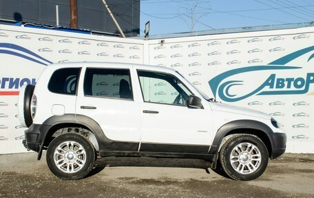 Chevrolet Niva I рестайлинг, 2018 год, 750 000 рублей, 9 фотография