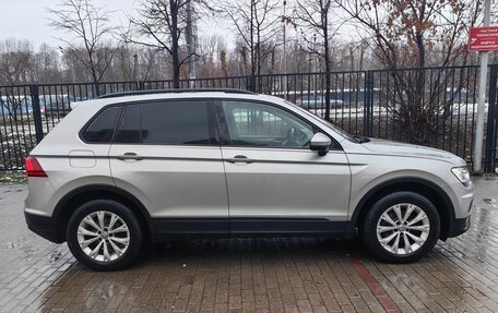 Volkswagen Tiguan II, 2019 год, 1 850 000 рублей, 10 фотография