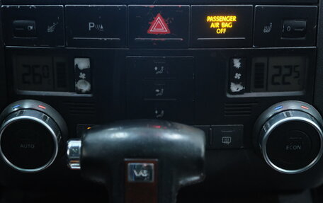 Volkswagen Touareg III, 2005 год, 1 489 000 рублей, 19 фотография