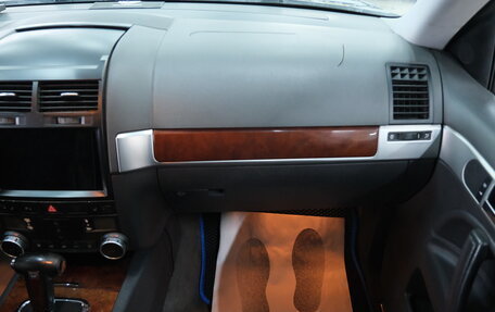 Volkswagen Touareg III, 2005 год, 1 489 000 рублей, 22 фотография