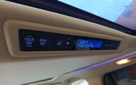 Toyota Alphard III, 2017 год, 3 550 000 рублей, 25 фотография