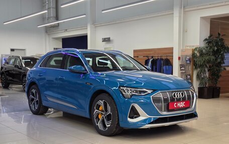Audi e-tron I, 2023 год, 5 350 000 рублей, 3 фотография