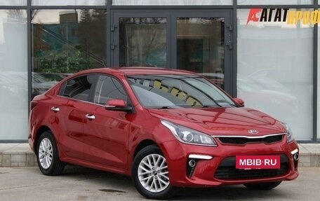 KIA Rio IV, 2017 год, 1 370 000 рублей, 4 фотография