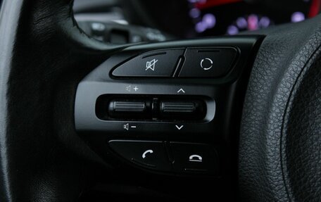 KIA Rio IV, 2017 год, 1 370 000 рублей, 18 фотография