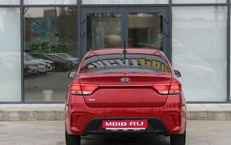 KIA Rio IV, 2017 год, 1 370 000 рублей, 8 фотография