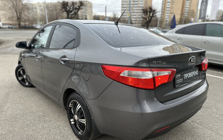 KIA Rio III рестайлинг, 2013 год, 690 000 рублей, 8 фотография