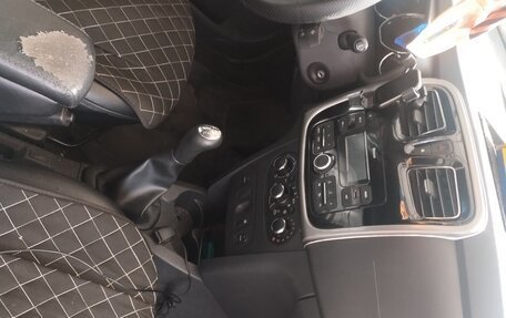 Renault Logan II, 2020 год, 750 000 рублей, 7 фотография