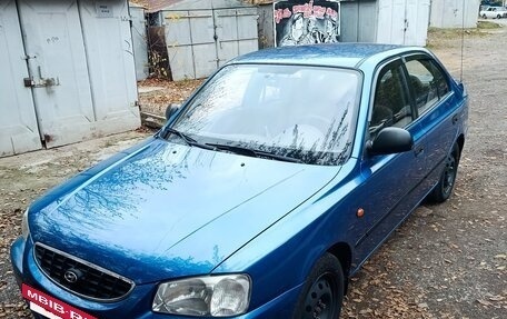 Hyundai Accent II, 2001 год, 385 000 рублей, 2 фотография