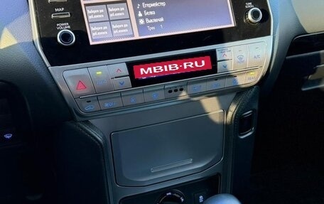 Toyota Land Cruiser Prado 150 рестайлинг 2, 2021 год, 5 850 000 рублей, 11 фотография