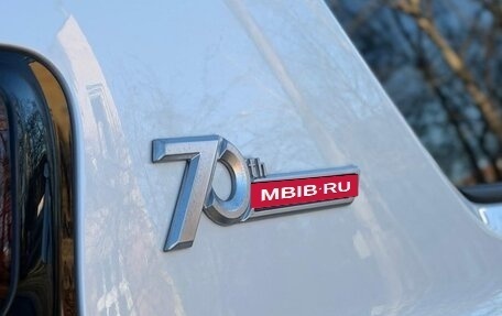 Toyota Land Cruiser Prado 150 рестайлинг 2, 2021 год, 5 850 000 рублей, 6 фотография