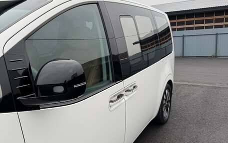 Hyundai Staria, 2022 год, 5 850 000 рублей, 13 фотография