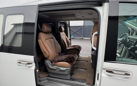 Hyundai Staria, 2022 год, 5 850 000 рублей, 17 фотография