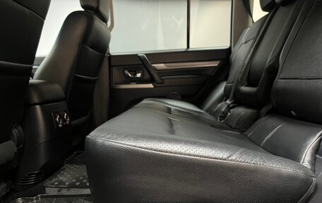 Mitsubishi Pajero IV, 2012 год, 1 675 000 рублей, 14 фотография