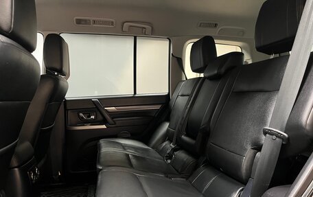 Mitsubishi Pajero IV, 2012 год, 1 675 000 рублей, 15 фотография