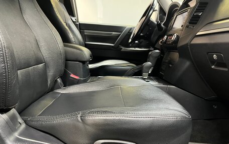 Mitsubishi Pajero IV, 2012 год, 1 675 000 рублей, 13 фотография