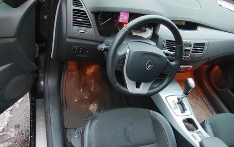 Renault Laguna III рестайлинг, 2008 год, 665 000 рублей, 24 фотография