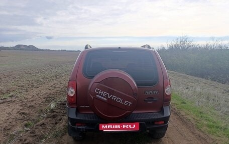 Chevrolet Niva I рестайлинг, 2013 год, 530 000 рублей, 4 фотография