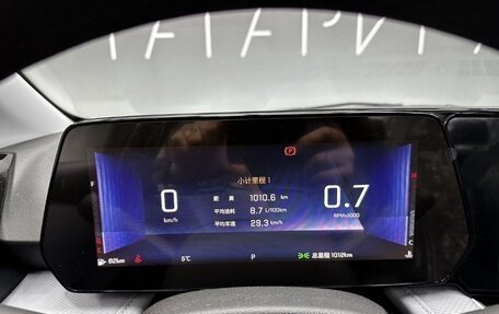 Chevrolet Monza, 2023 год, 1 860 000 рублей, 10 фотография