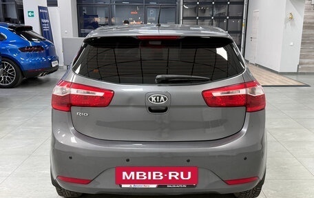 KIA Rio III рестайлинг, 2012 год, 820 000 рублей, 5 фотография