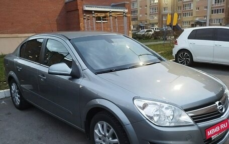 Opel Astra H, 2013 год, 770 000 рублей, 3 фотография