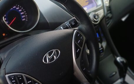 Hyundai Avante, 2013 год, 1 000 000 рублей, 11 фотография