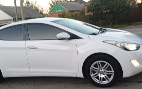 Hyundai Avante, 2013 год, 1 000 000 рублей, 13 фотография