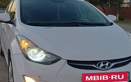 Hyundai Avante, 2013 год, 1 000 000 рублей, 15 фотография